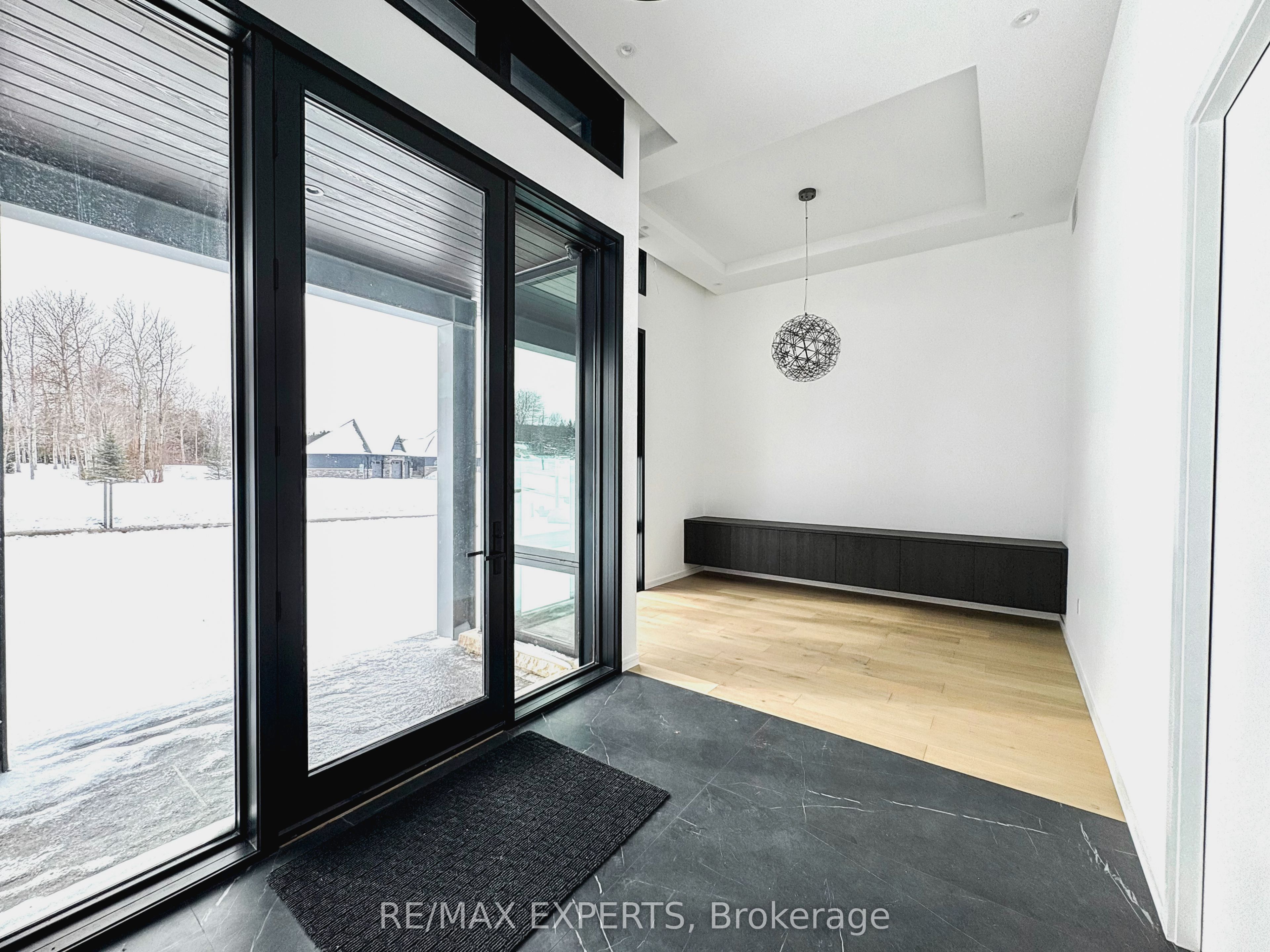 Additional image 2 of 130 Dale Crescent, Bradford West Gwillimbury, ON, L0L 1L0