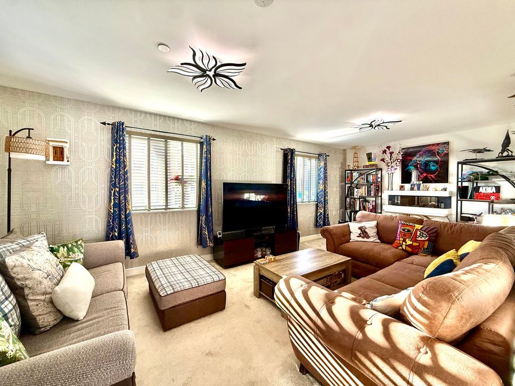 Additional image 8 of 4 bed detached house for saleTandem Mill Road, Newport NP19