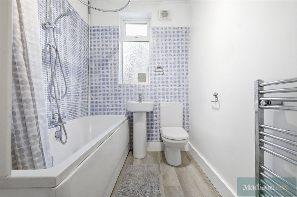 Additional image 12 of 2 bed maisonette for saleBuckhurst Way, Buckhurst Hill IG9