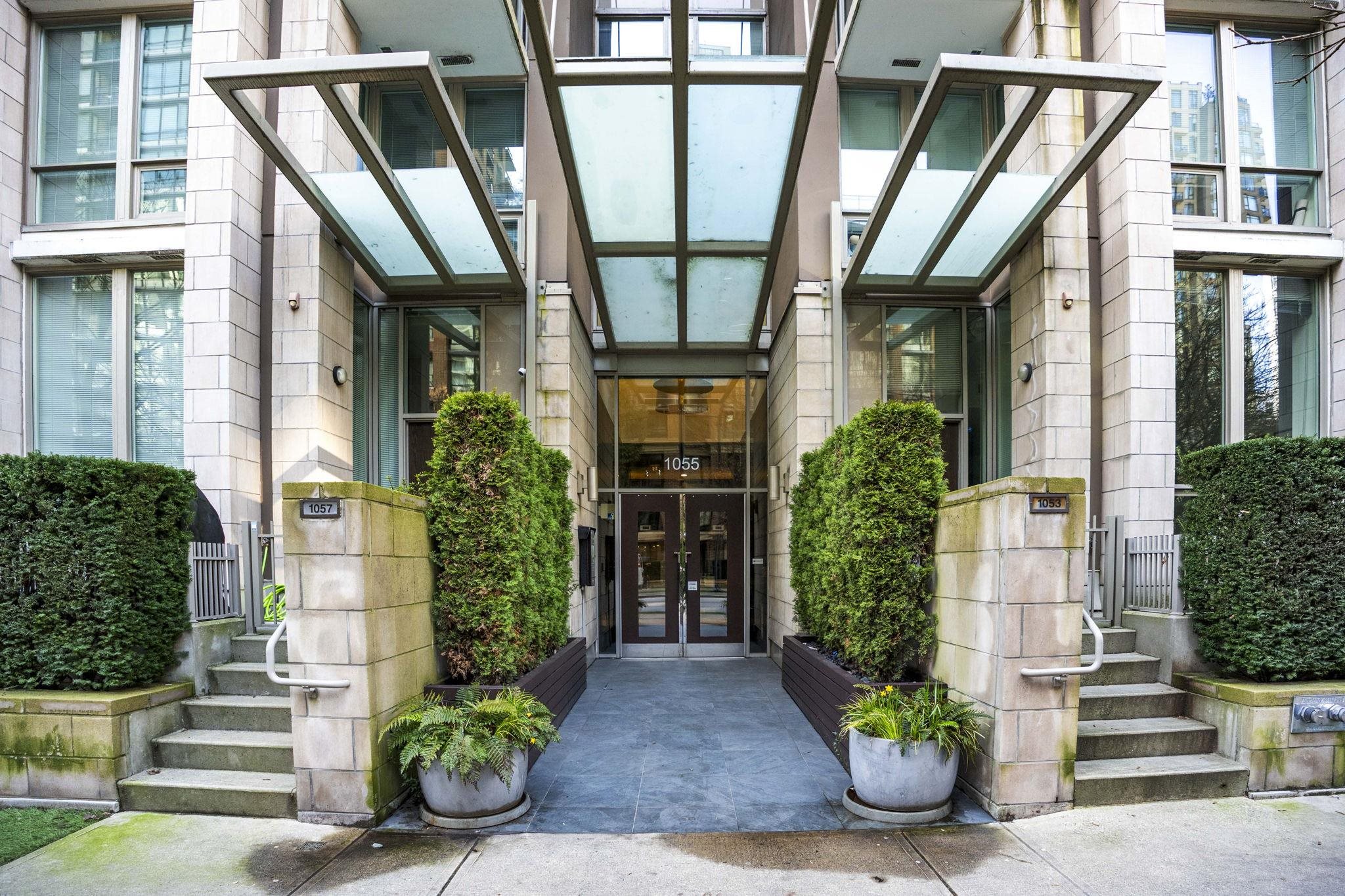 Additional image 4 of 1802-1055 Richards Street, Vancouver, BC, V6B 0C2