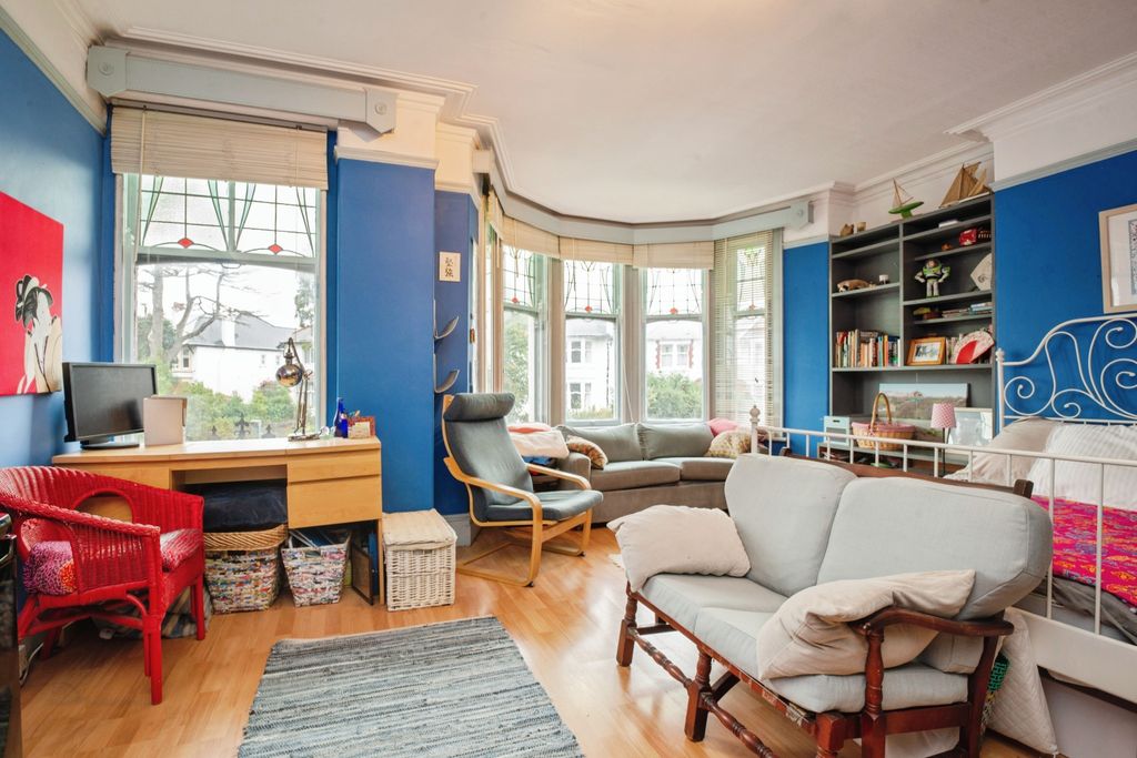 Additional image 11 of 5 bed end terrace house for salePencisely Road, Cardiff CF5