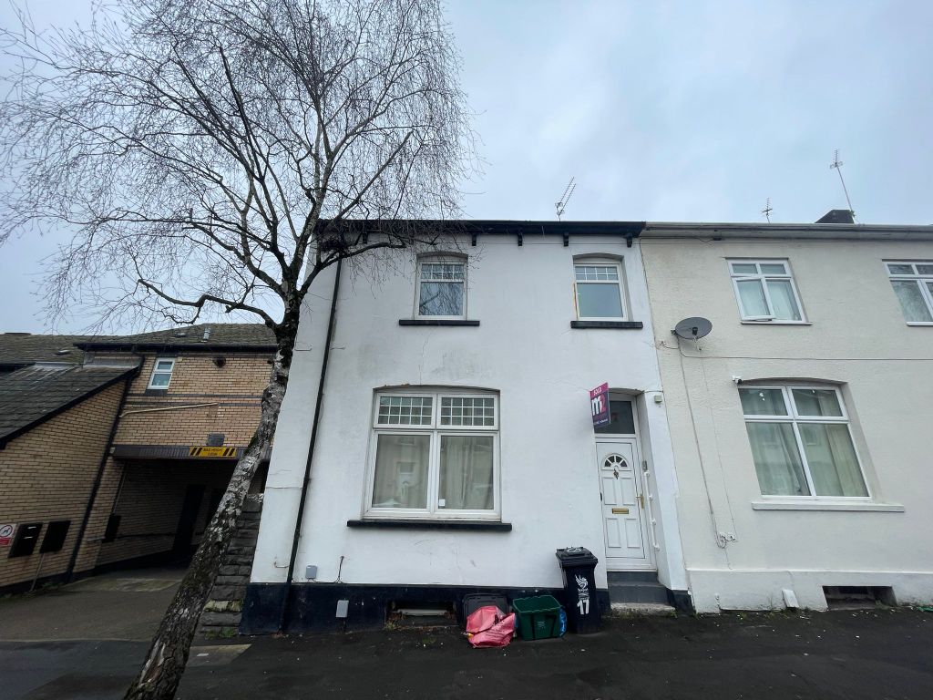 4 bed terraced house for sale17 Victoria Avenue, Maindee, Newport, South Wales NP19