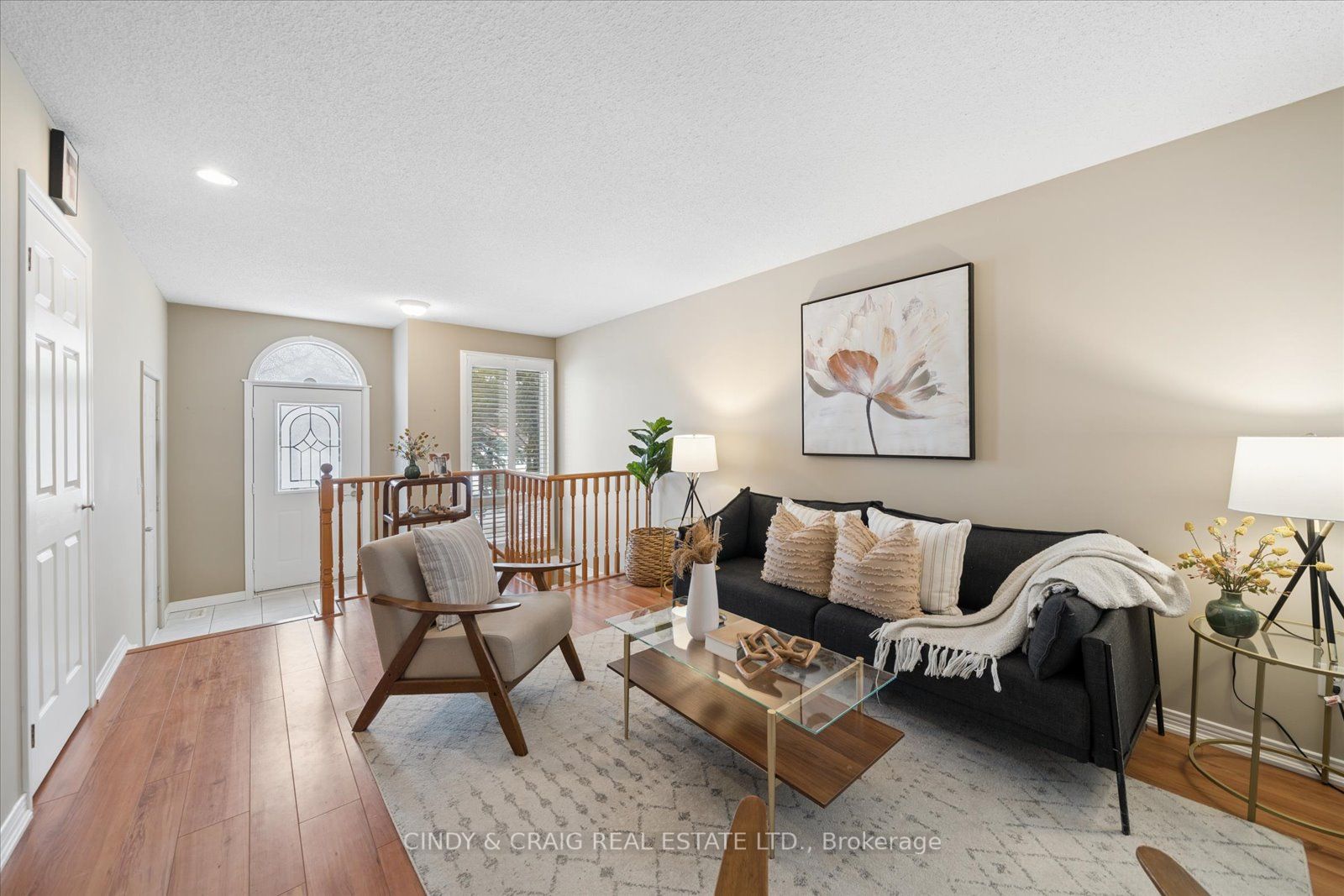 318 Sandringham Drive, Clarington, ON, L1E 3A7 photo 2