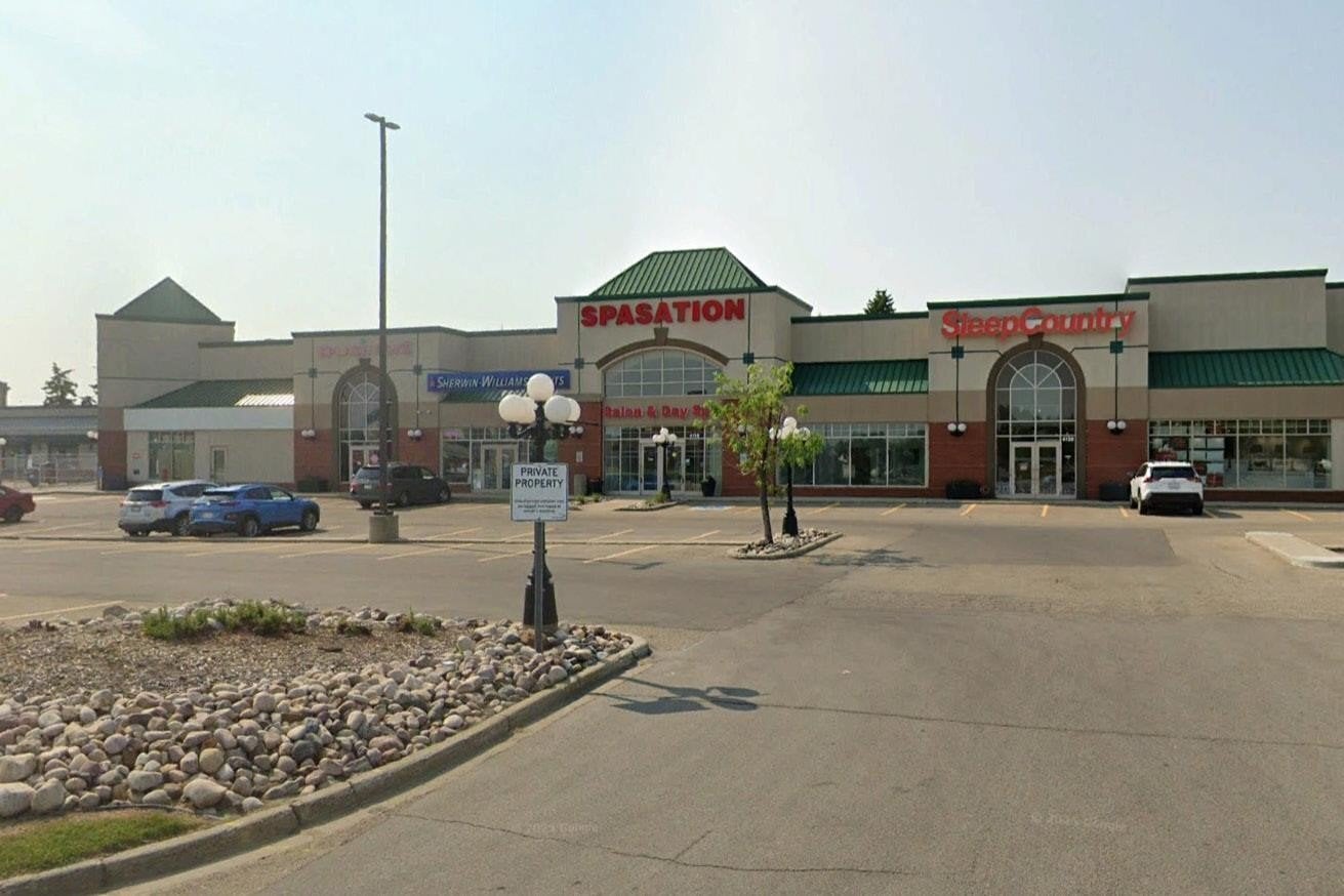 Additional image 2 of 2 Unit 2, 4108 Calgary Trail NW, Edmonton, AB, T6J6Y6