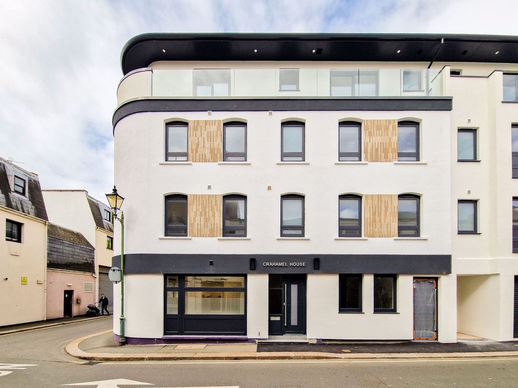 2 bed flat for sale6 Crahamel House, St Helier JE2