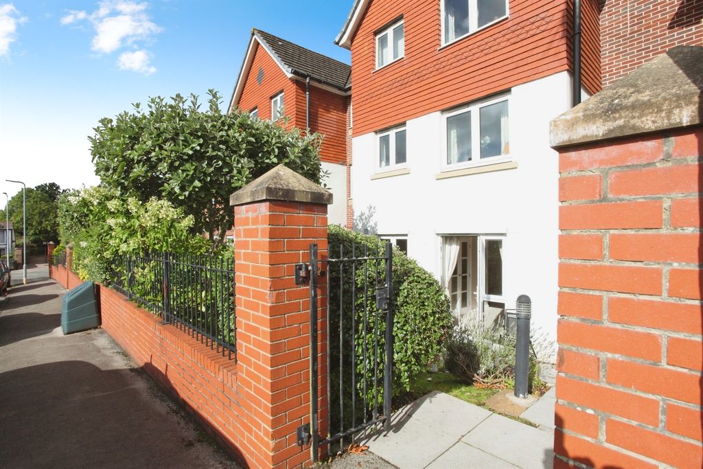 Additional image 13 of 1 bed flat for saleFidlas Road, Llanishen, Cardiff CF14