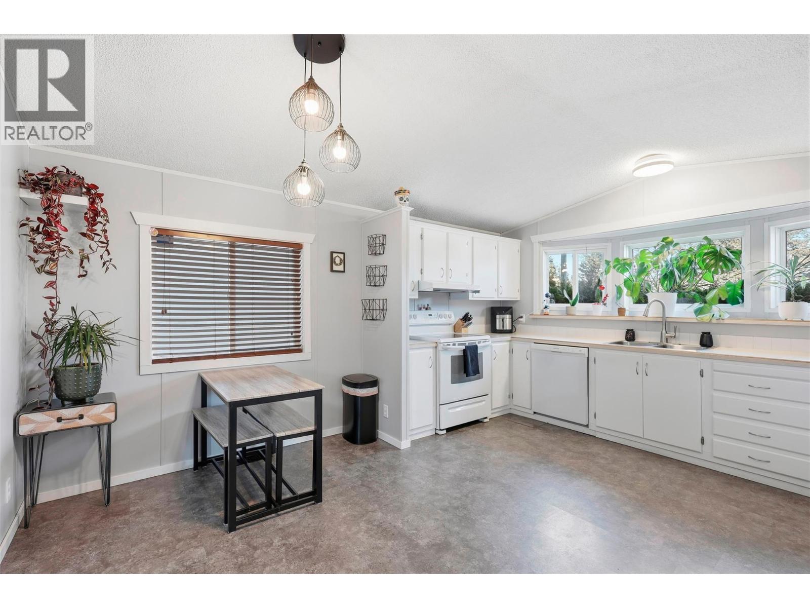 Additional image 3 of 35-1555 Howe Road, Kamloops, BC, V1S1N1