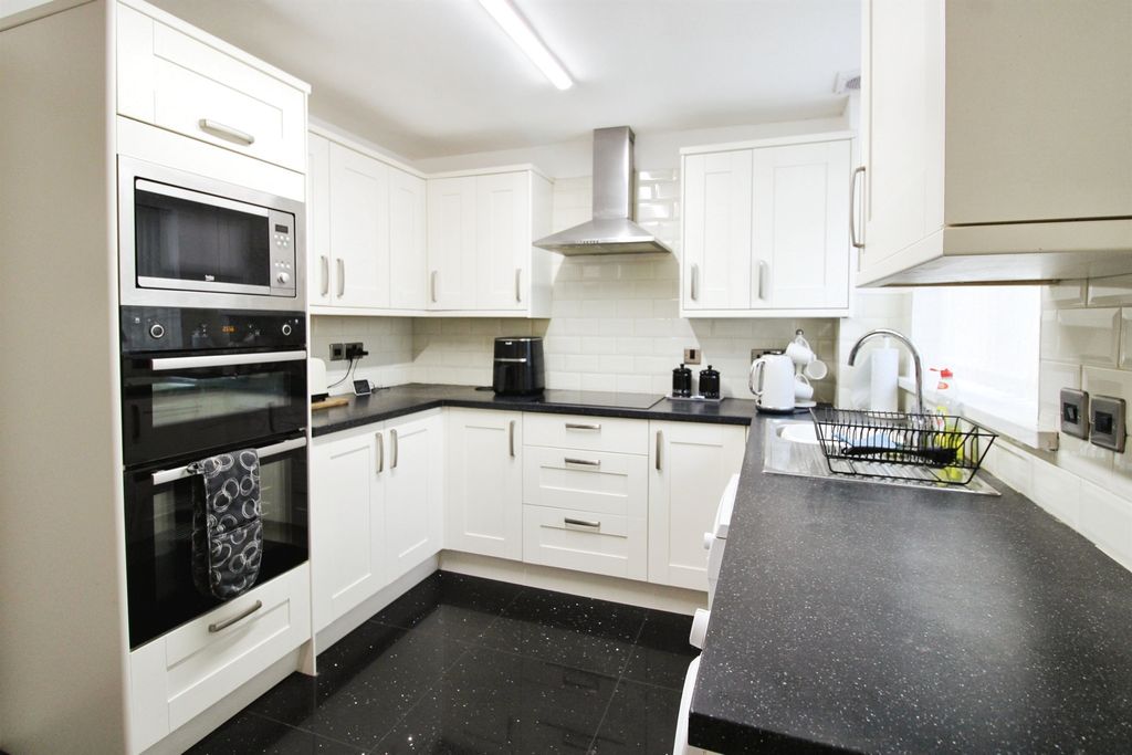 Additional image 3 of 3 bed semi-detached house for saleMoor King Close, St. Mellons, Cardiff CF3