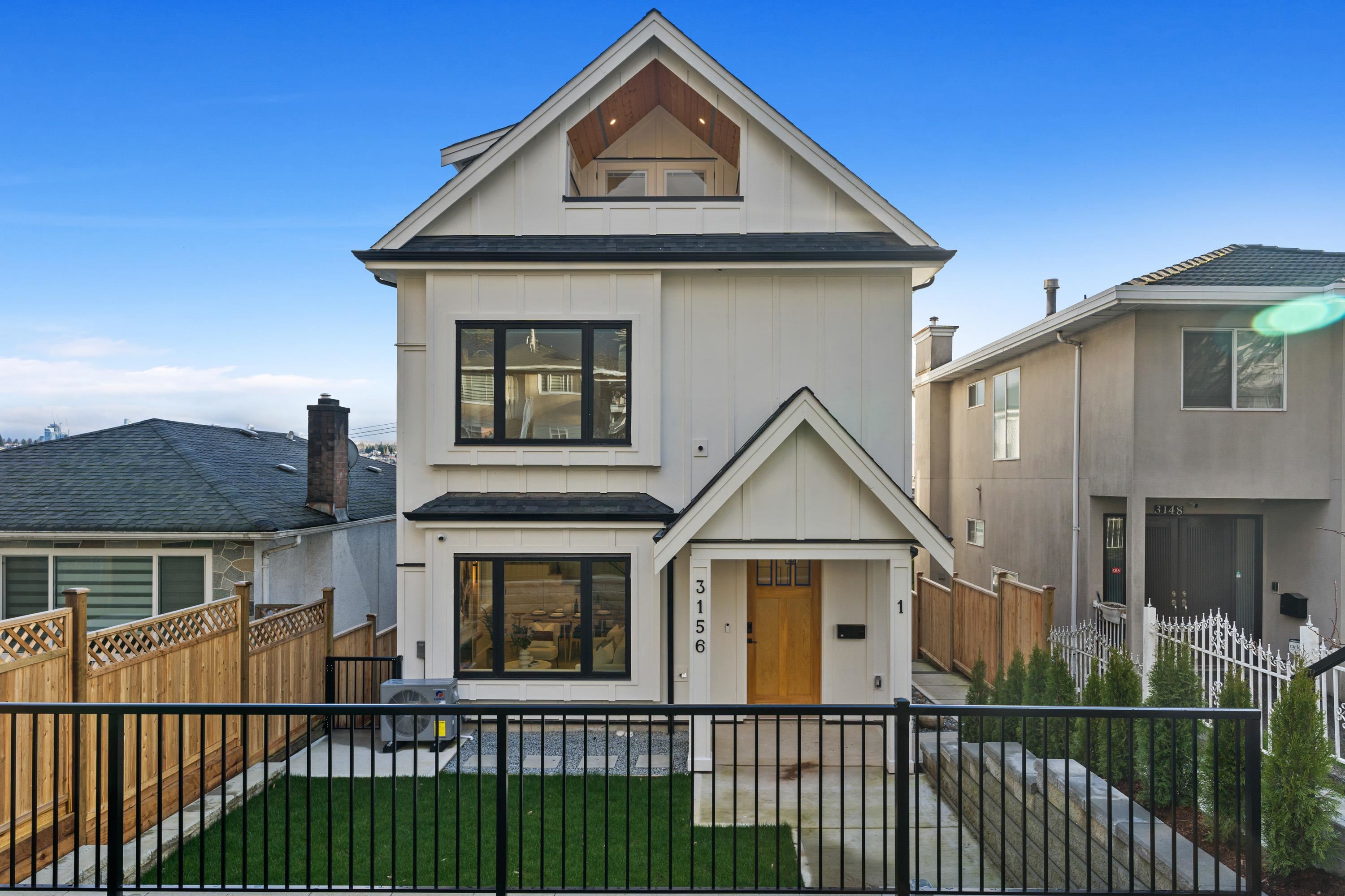 3156 8th Avenue E, Vancouver, BC, V5M 1X6