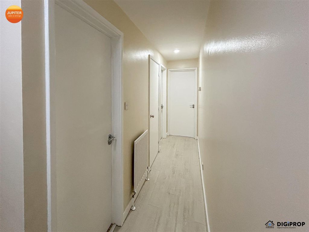 Additional image 8 of 3 bed flat for saleThe Crescent, Llandaff CF5