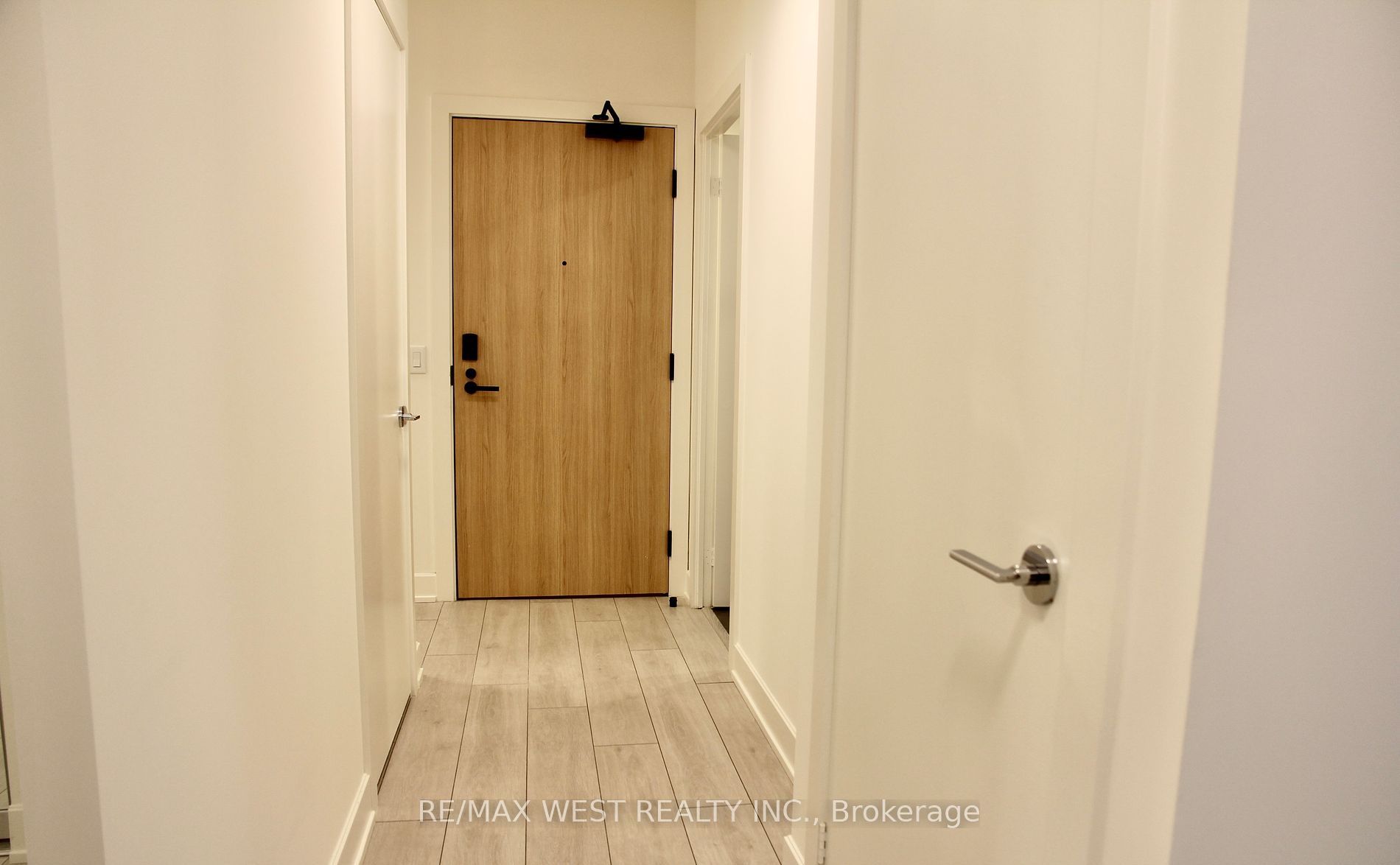 Additional image 4 of 2504-15 Mercer Street, Toronto, ON, M5V 1H2
