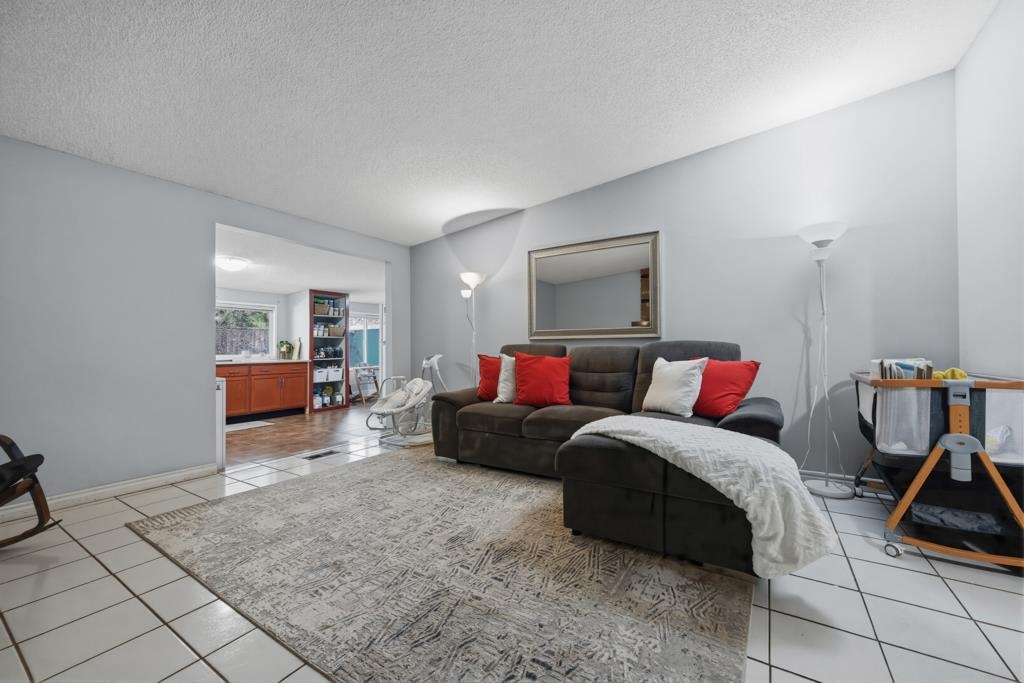 Additional image 6 of 12337 98 Avenue, Surrey, BC, V3V 2K2