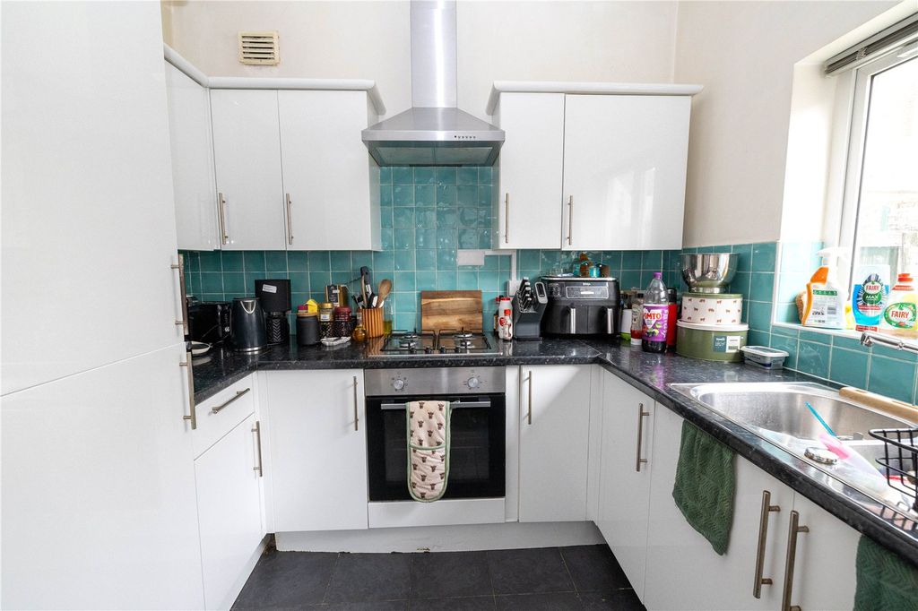 Additional image 7 of 2 bed end terrace house for salePomeroy Street, Cardiff Bay, Cardiff CF10