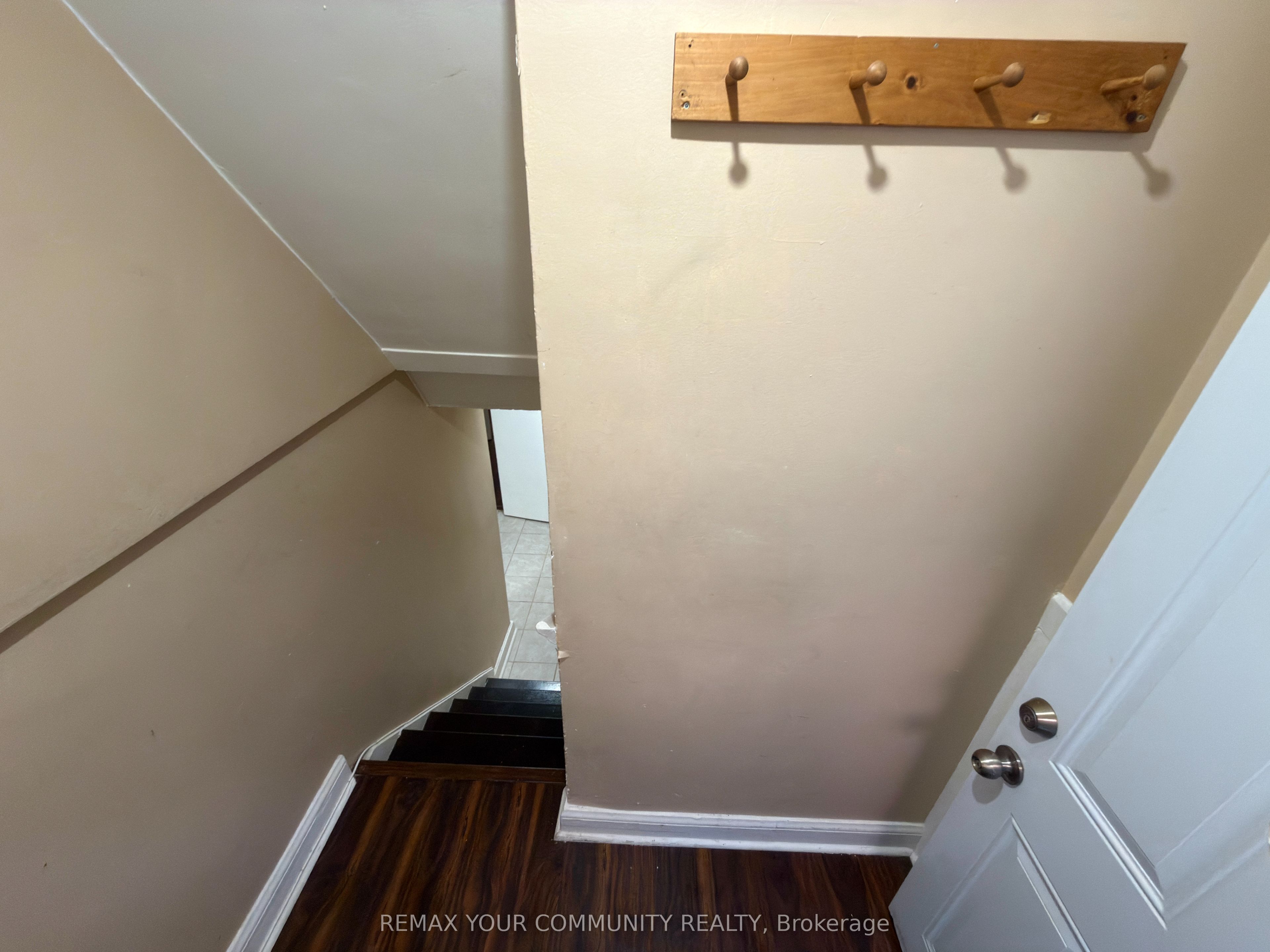 Additional image 2 of Lower-86 Lesmount Avenue, Toronto, ON, M4J 3V9