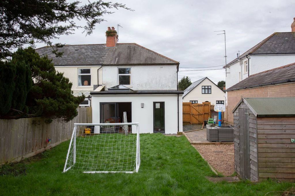 Additional image 7 of 3 bed semi-detached house for saleTy'r Y Sarn Road, Rumney, Cardiff CF3
