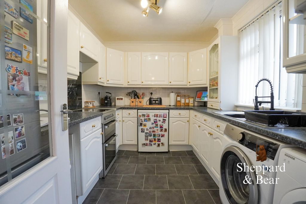 Additional image 4 of 3 bed semi-detached house for saleHeol Poyston, Cardiff CF5