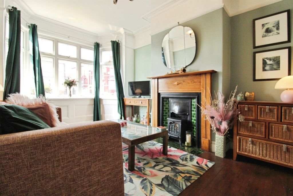 Additional image 8 of 3 bed semi-detached house for salePwllmawr Avenue, Rumney, Cardiff CF3