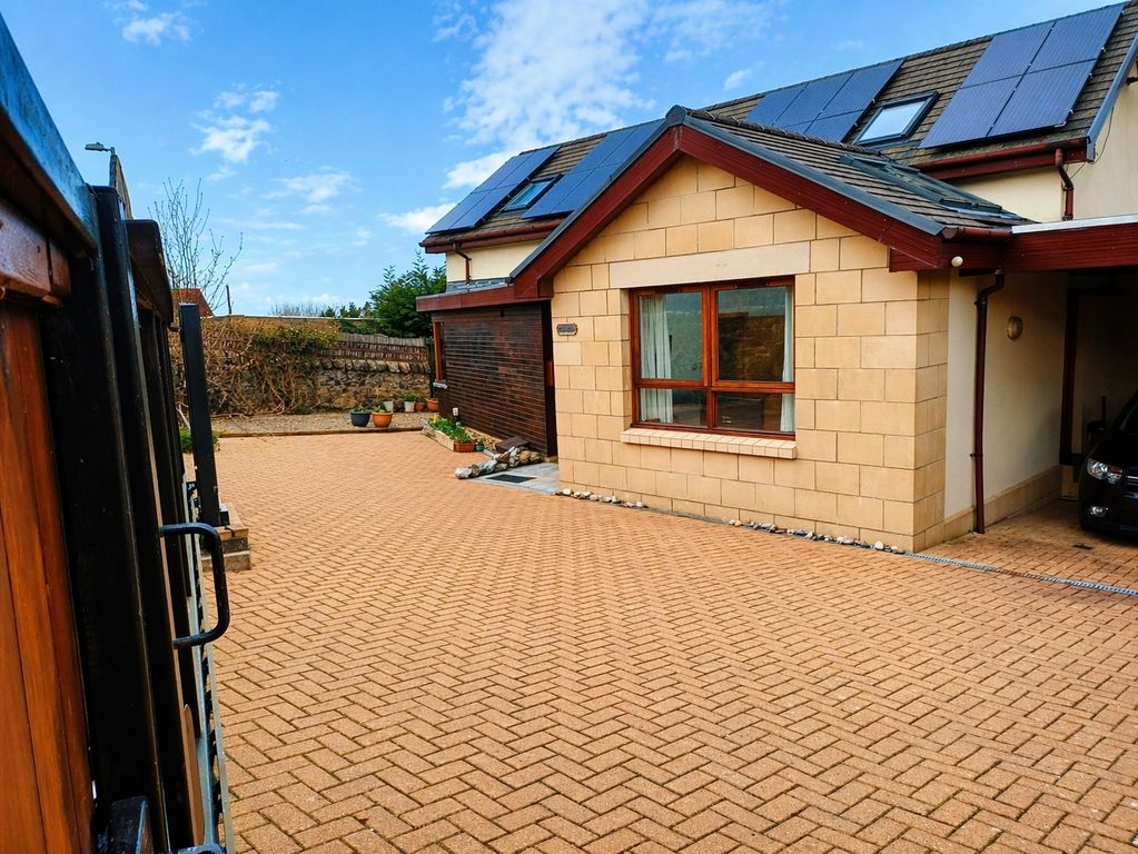 3 bed detached house for saleCruachan, Dennistoun Road, Langbank, Renfrewshire PA14
