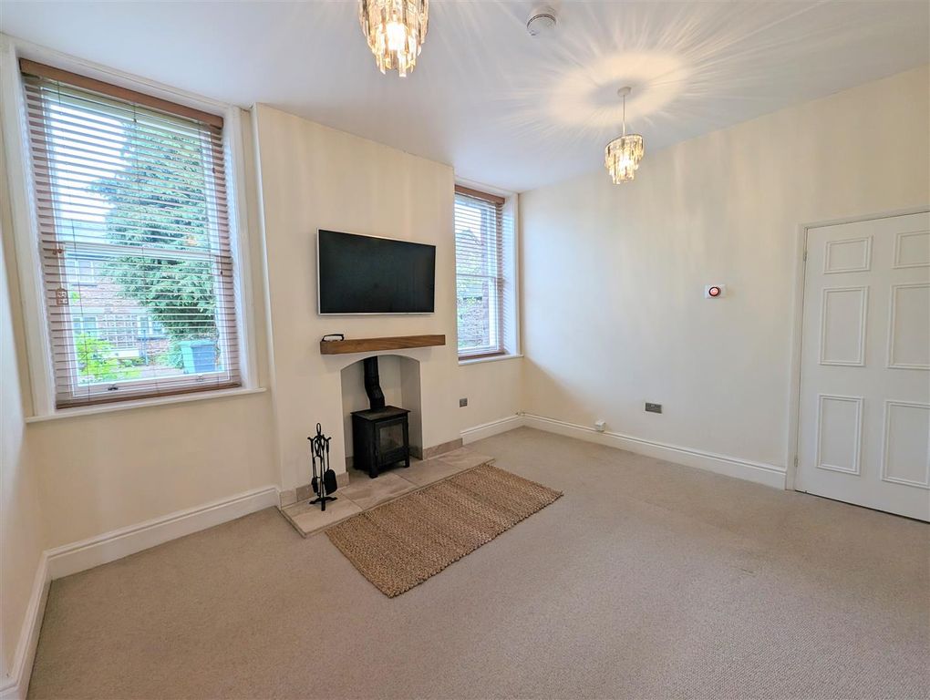 2 bed flat for saleAbbeydore, Hereford HR2 photo 3