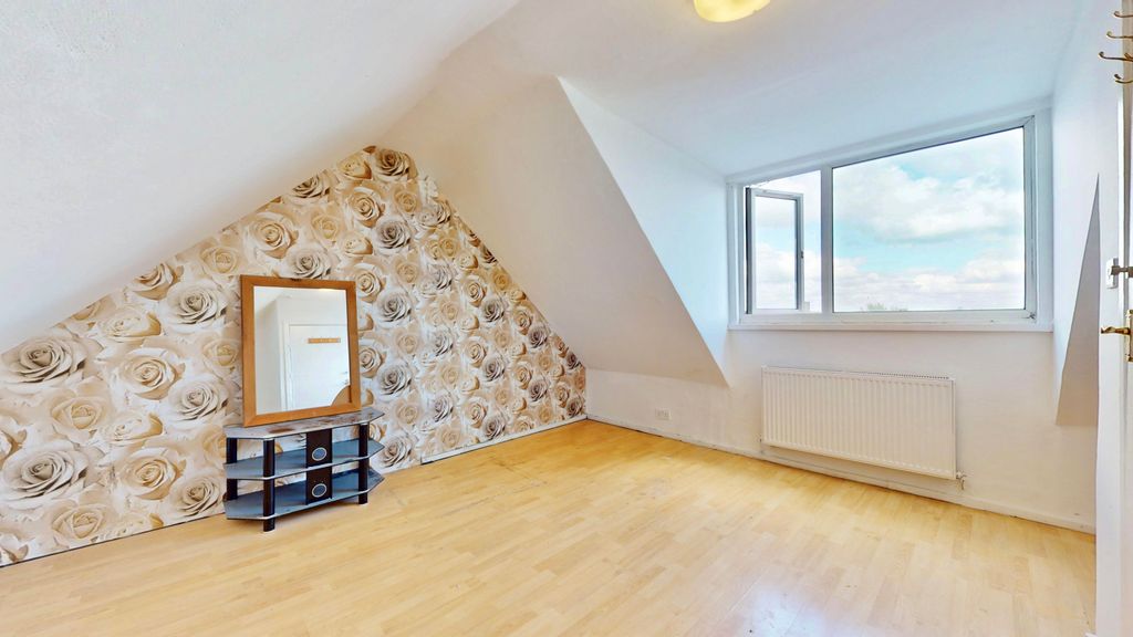 Additional image 16 of 4 bed terraced house for saleSummit Close, London NW9