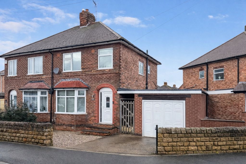 3 bed semi-detached house for saleLeyton Crescent, Beeston, Nottingham, Nottinghamshire NG9