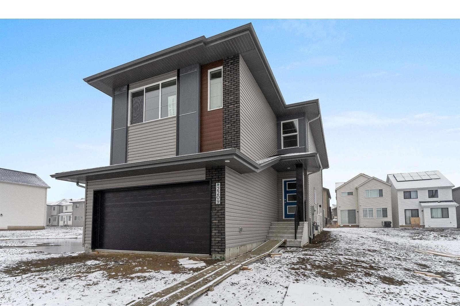Additional image 8 of 2209 194a Street NW, Edmonton, AB, T6M3J3