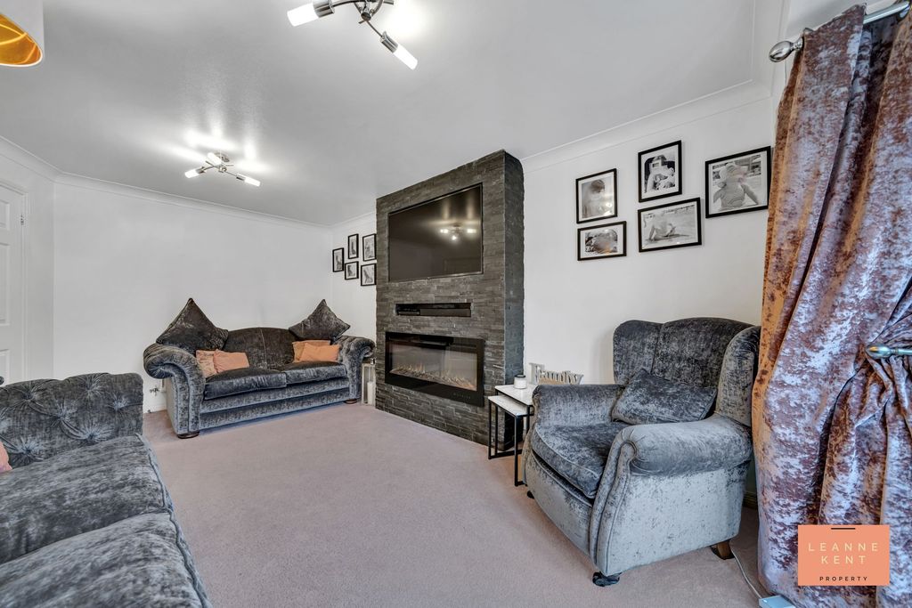 Additional image 8 of 4 bed detached house for saleHeol Tyddyn, Caerphilly CF83