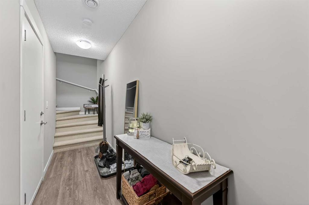 Additional image 3 of 905-428 Nolan Hill Drive NW, Calgary, AB, T3R 0V4