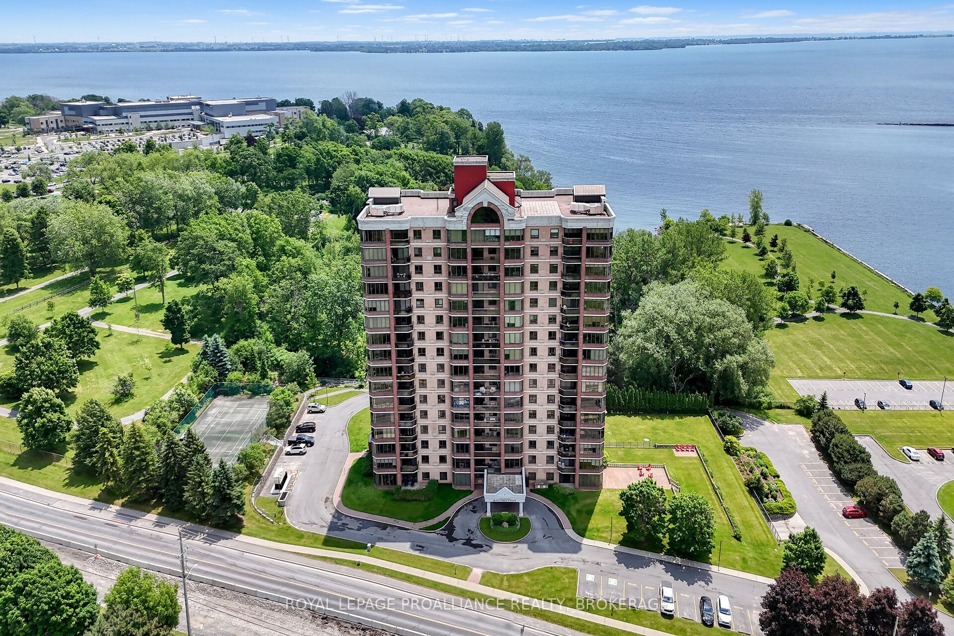 1201-1000 King Street W, Kingston, ON, K7M 8H3