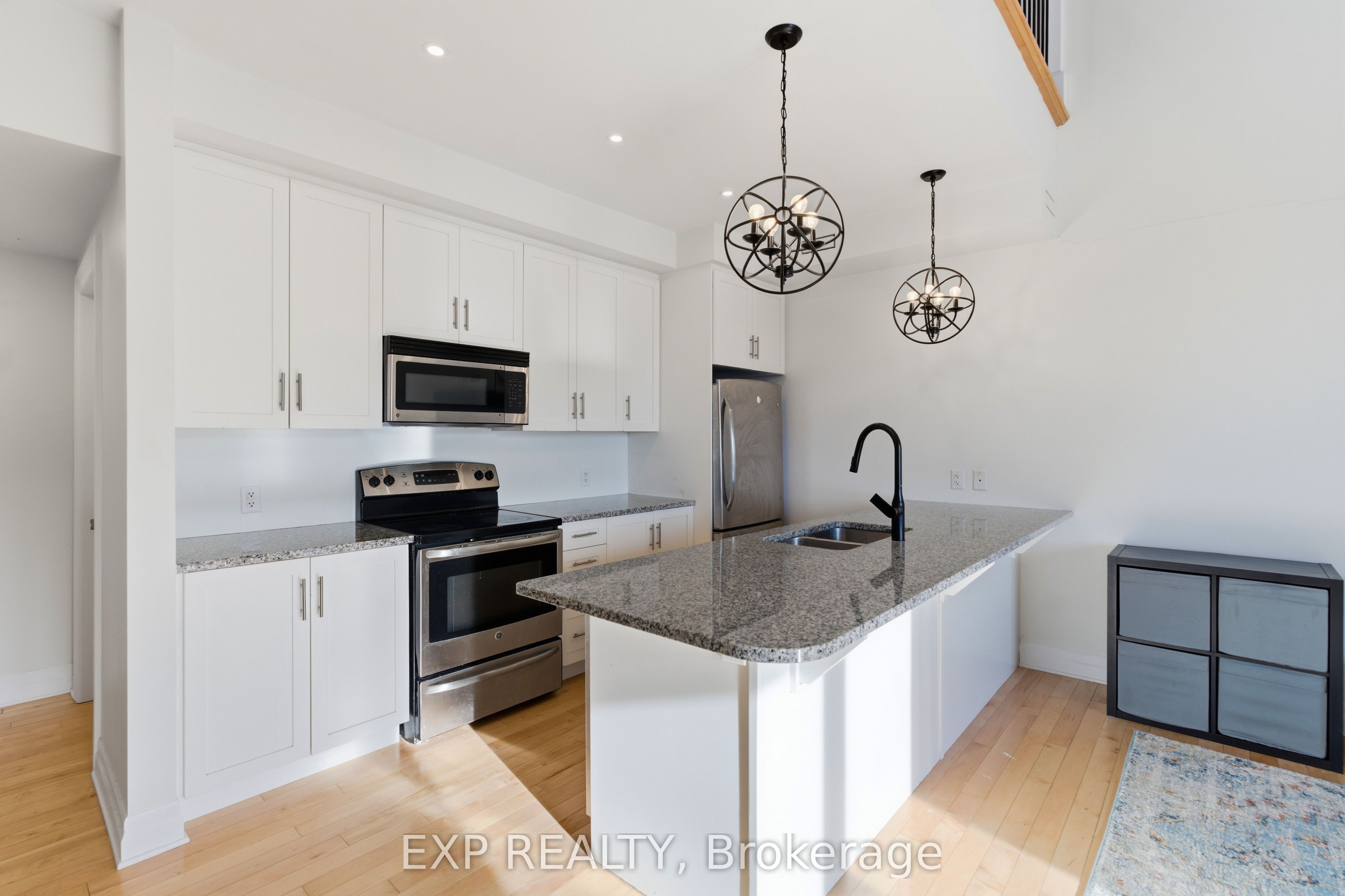 Additional image 4 of 28 Meach Private, Ottawa, ON, K2S 0T8