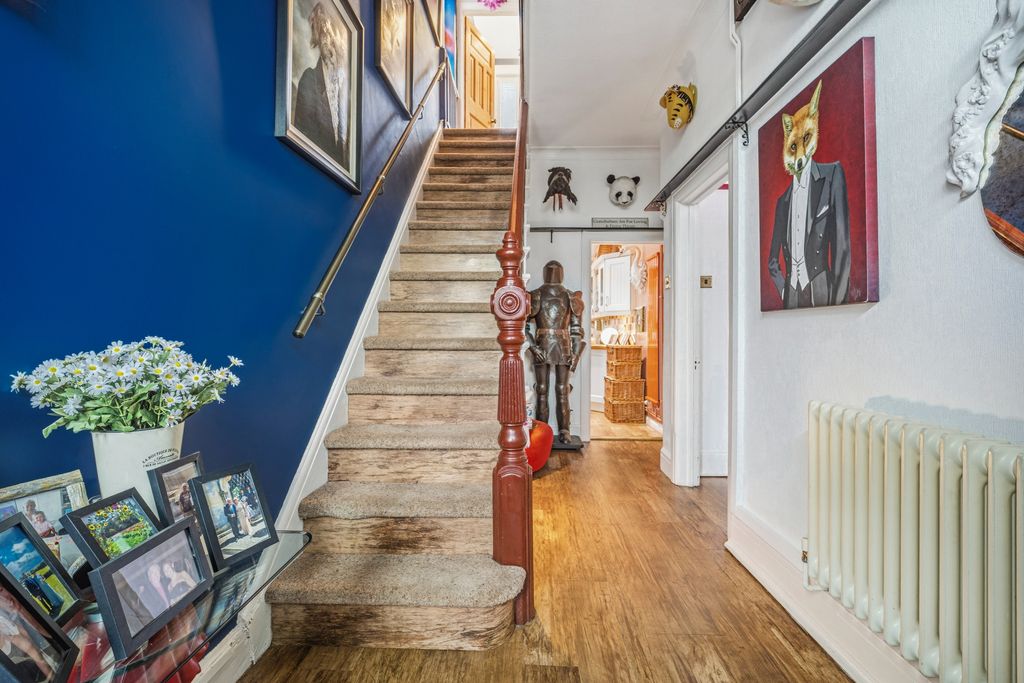 Additional image 2 of 3 bed semi-detached house for saleThornhill Road, Rhiwbina, Cardiff CF14