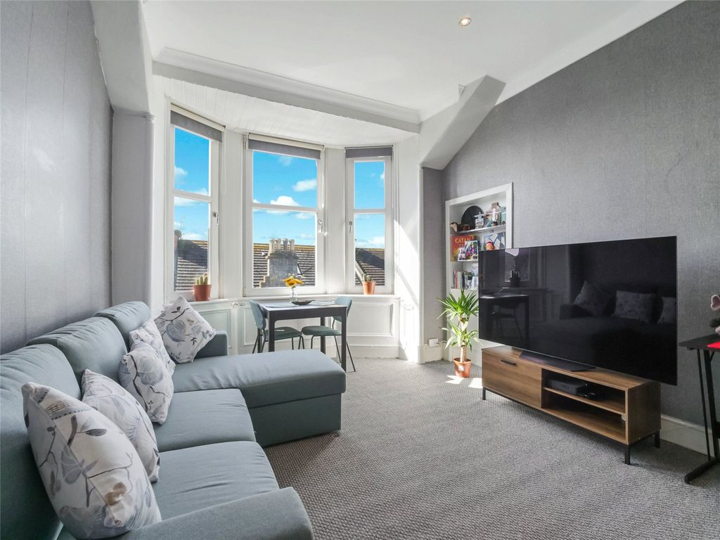 Additional image 3 of 2 bed flat for saleGlasgow Road, Dumbarton, West Dunbartonshire G82