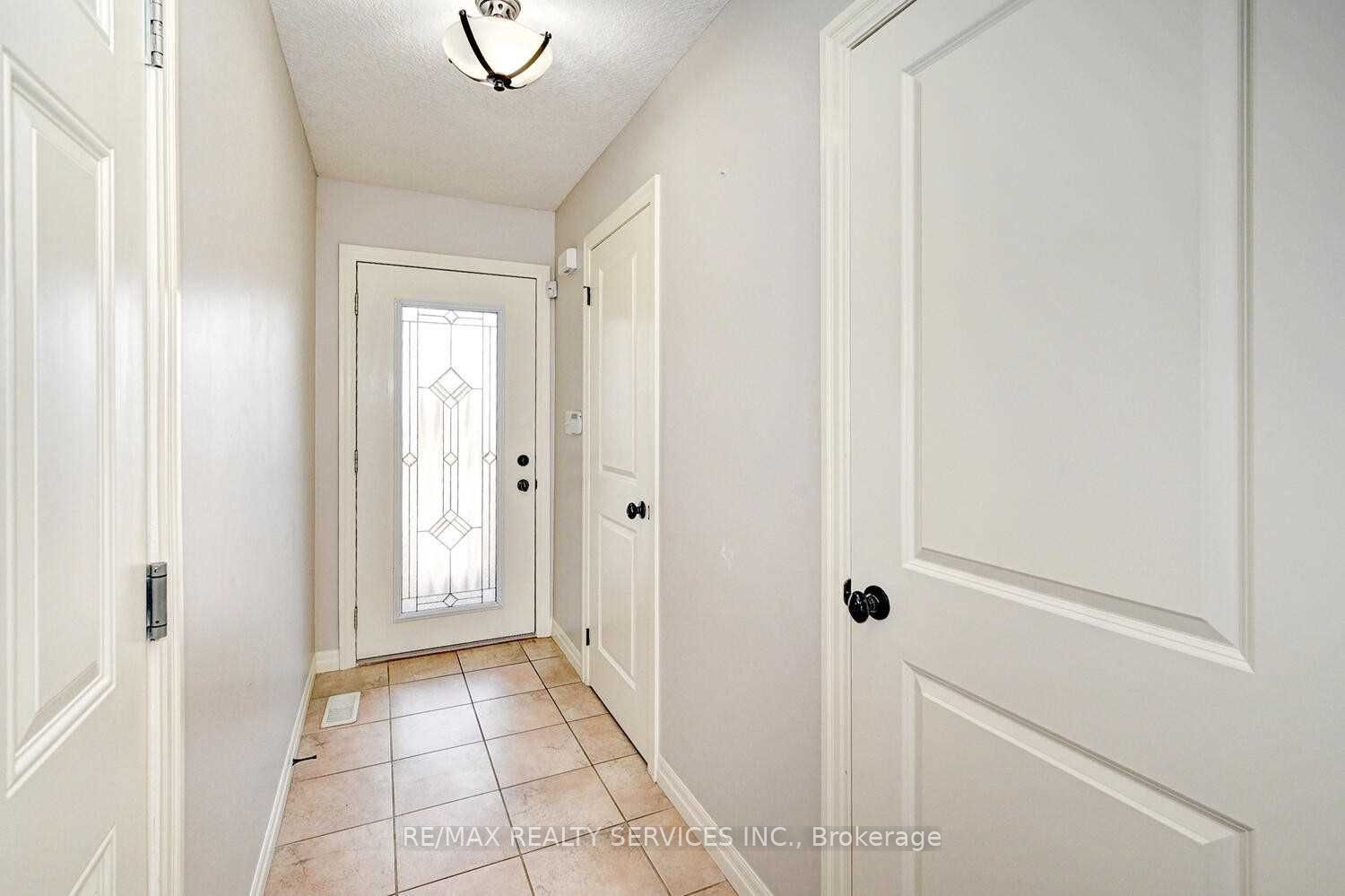 Additional image 4 of 130 Rochefort Street N, Kitchener, ON, N2R 0C1
