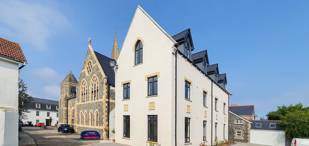 1 bed property for saleApartment 14, St Peter Port, Guernsey GY1