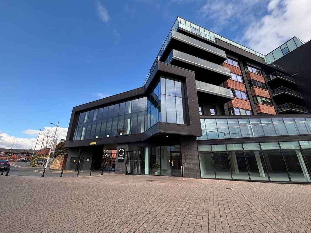 2 bed flat for saleOne The Brayford, Lincoln LN1