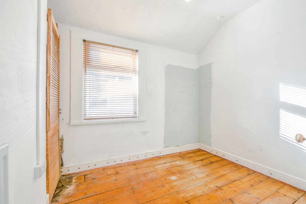 Additional image 9 of 4 bed terraced house for saleCarlisle Street, Splott, Cardiff CF24