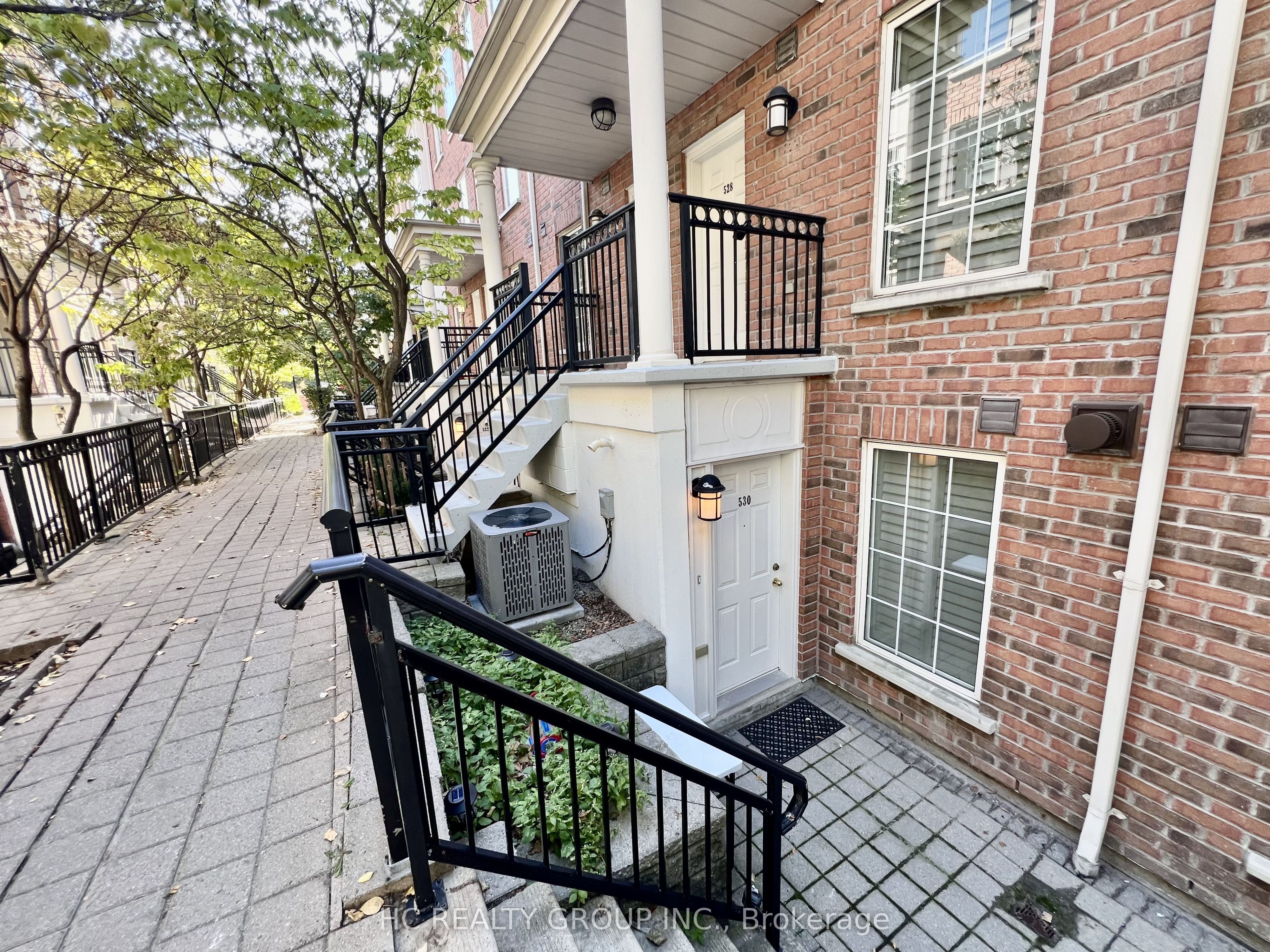 530-3 Everson Drive, Toronto, ON, M2N 7C2 photo 2