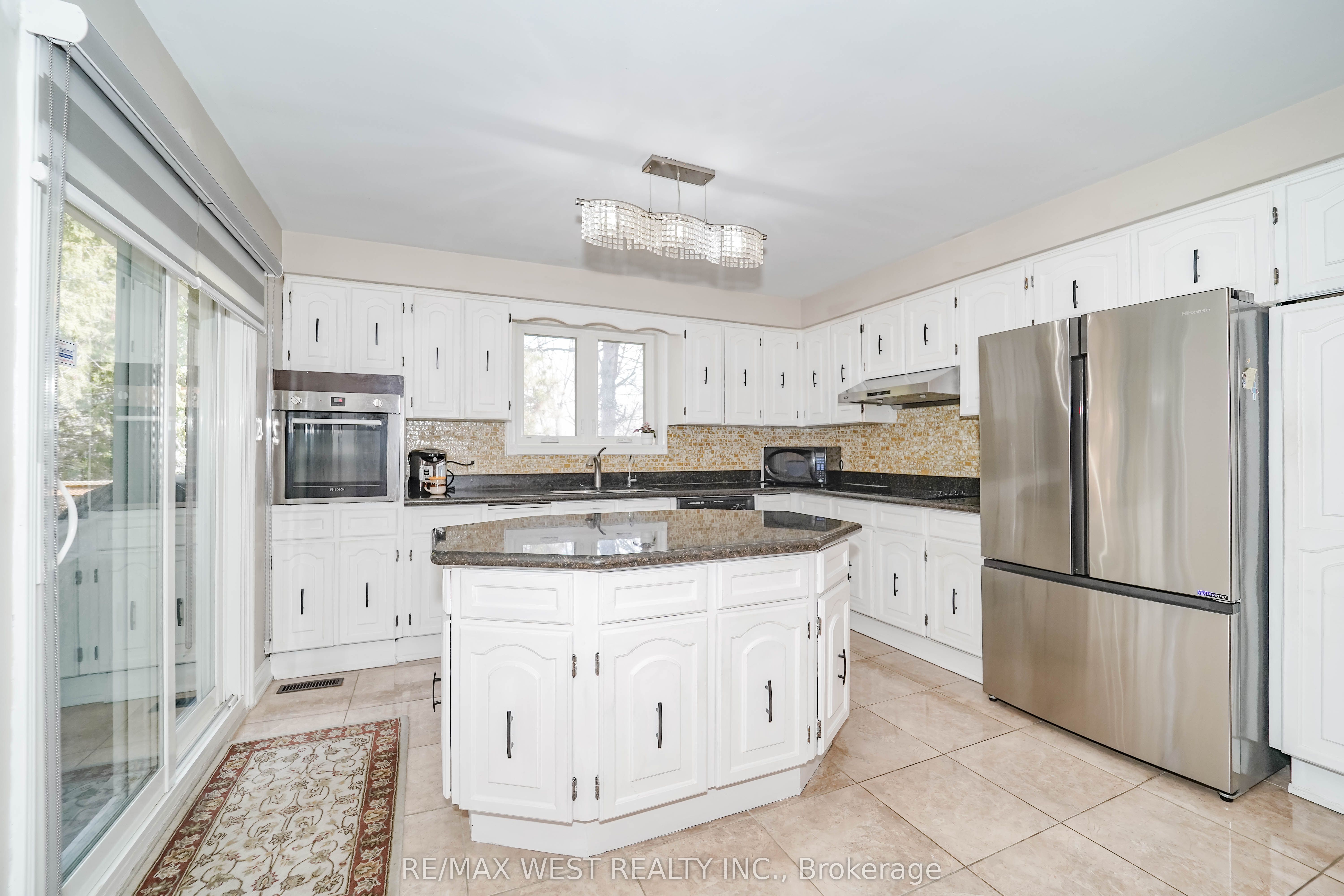 Additional image 6 of 31 Canterbury Crescent, Toronto, ON, M9A 5A4