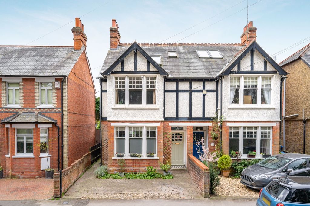 4 bed semi-detached house to rentKings Road, Ascot SL5