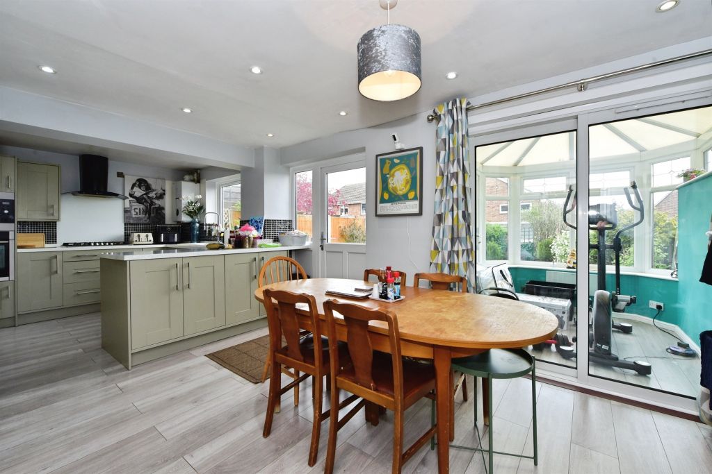 Additional image 4 of 4 bed semi-detached house for saleRobin Place, Aston, Sheffield S26