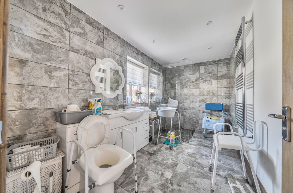 Additional image 21 of 5 bed detached house for saleMoss Road, Moss, Doncaster DN6