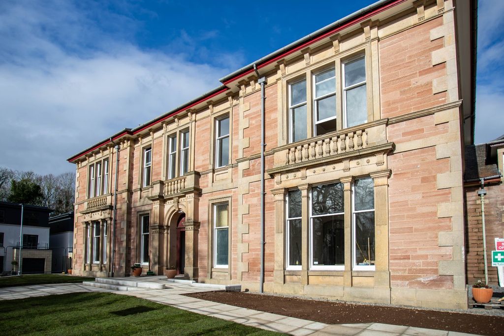 2 bed flat for saleDrummond Hill, Inverness, Highland IV2 photo 2