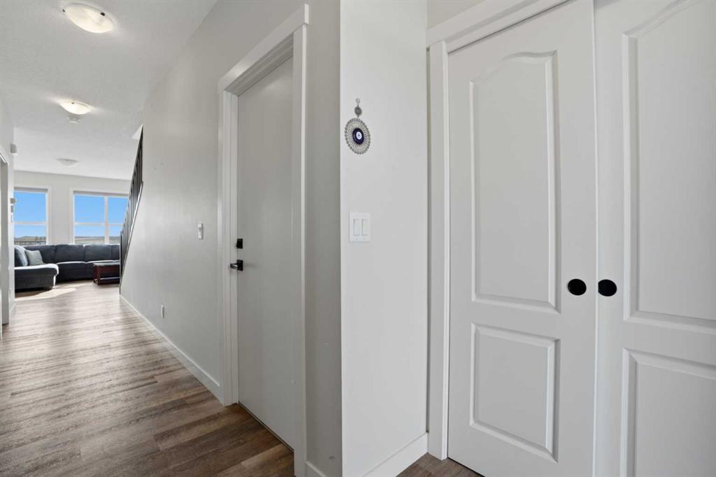 Additional image 5 of 111 Homestead Close NE, Calgary, AB, T3J 2H2