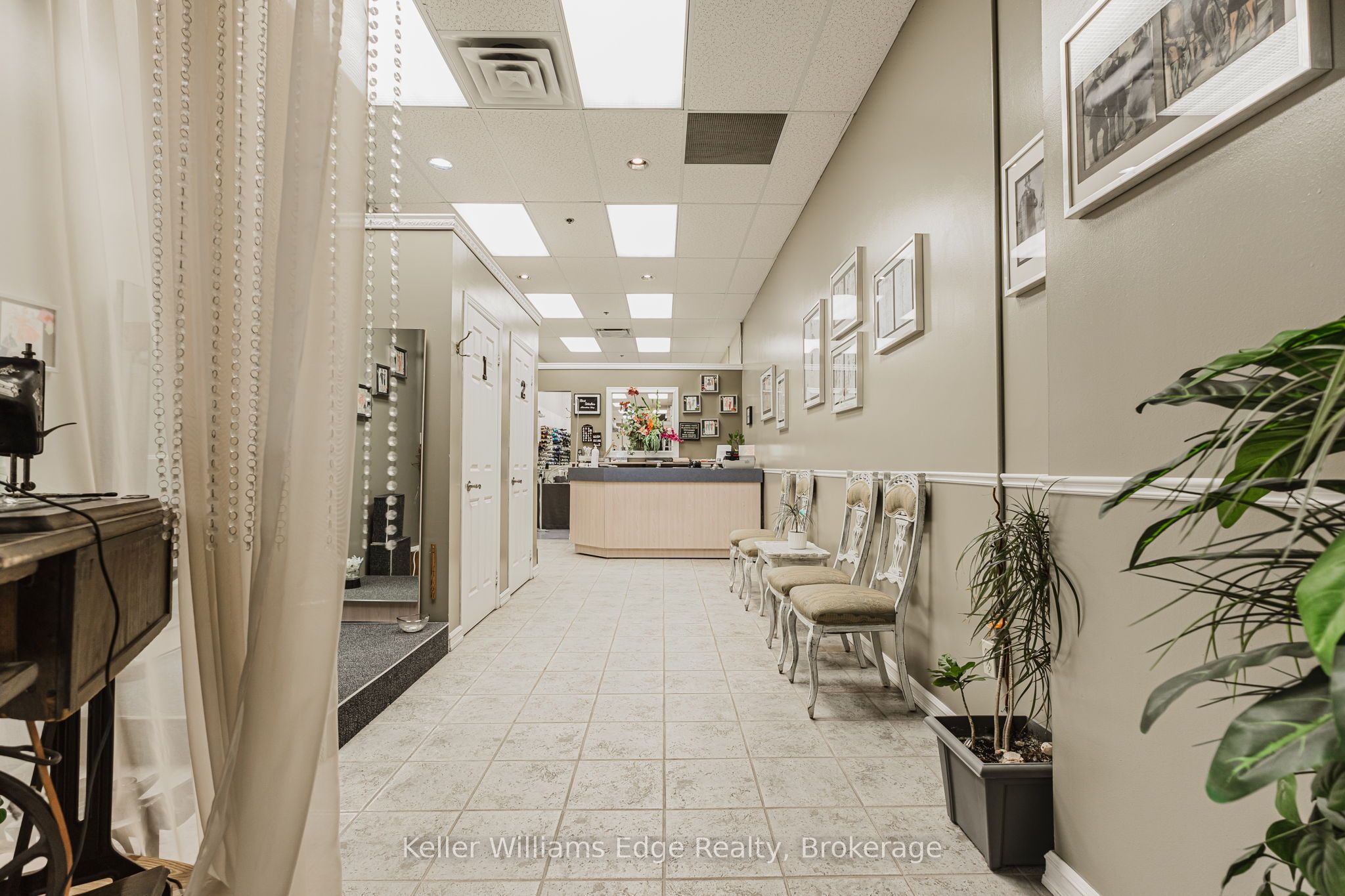 Additional image 5 of 777 Guelph Line, Burlington, ON, L7R 3N2