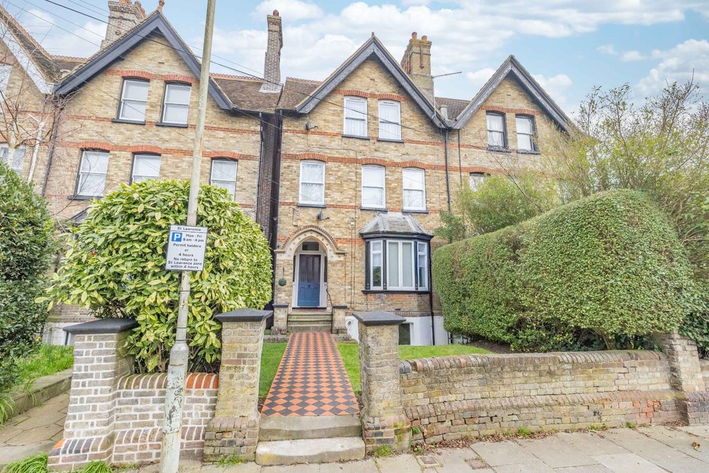 2 bed flat for saleOld Dover Road, Canterbury, Kent CT1