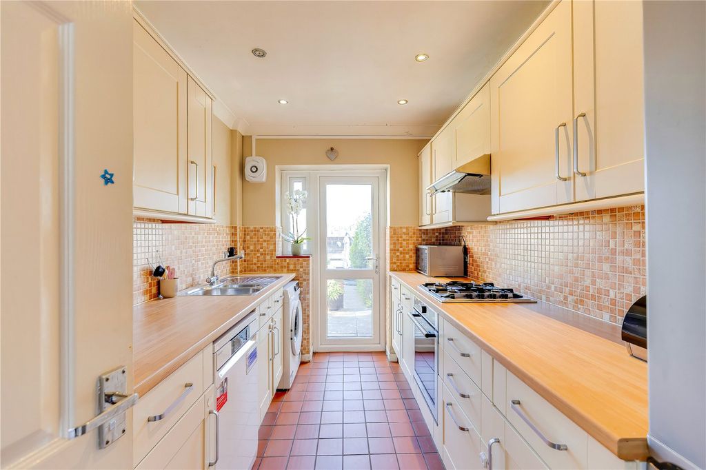 Additional image 8 of 3 bed terraced house for saleSummerfield Avenue, Heath, Cardiff CF14