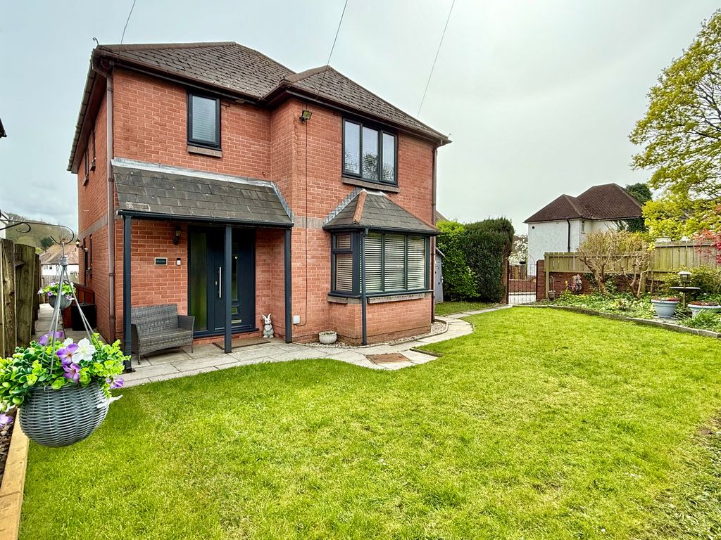 3 bed detached house for saleChepstow Road, Newport NP19