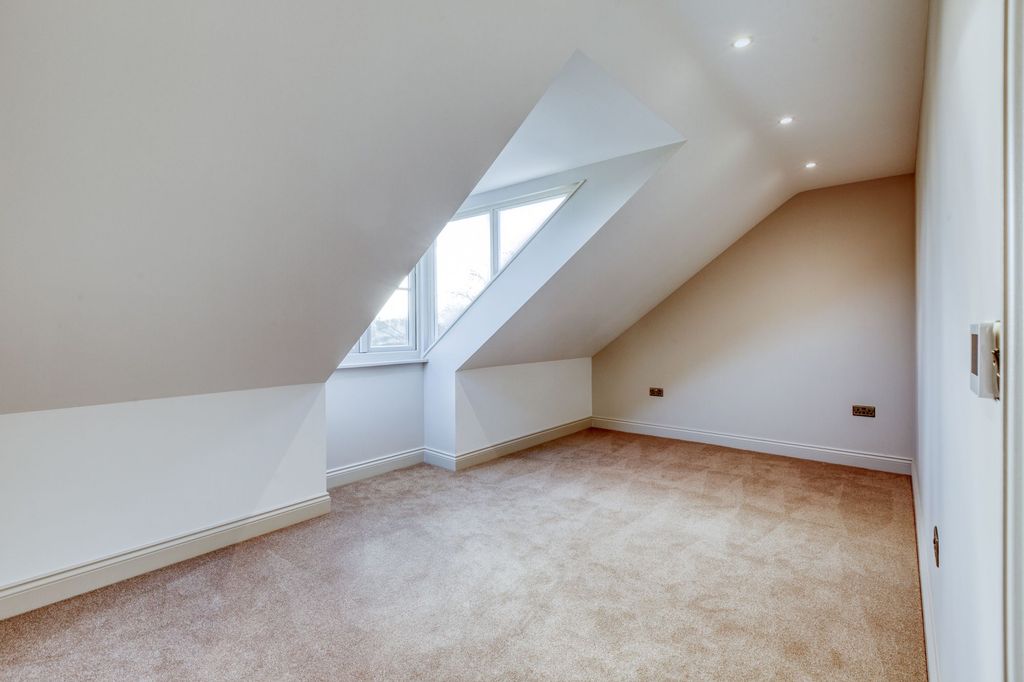 Additional image 31 of 4 bed semi-detached house for saleThe Farmhouse, La Porte, St Saviour JE2