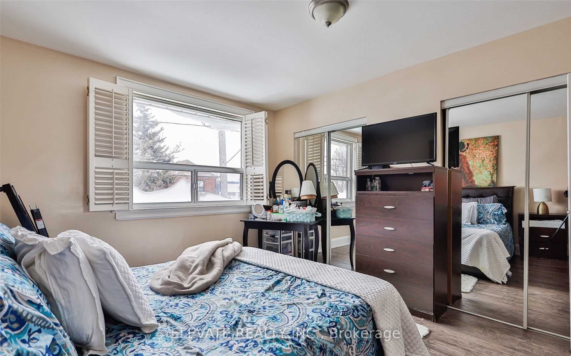 518 Whitmore Avenue, Toronto, ON, M6E 2N8