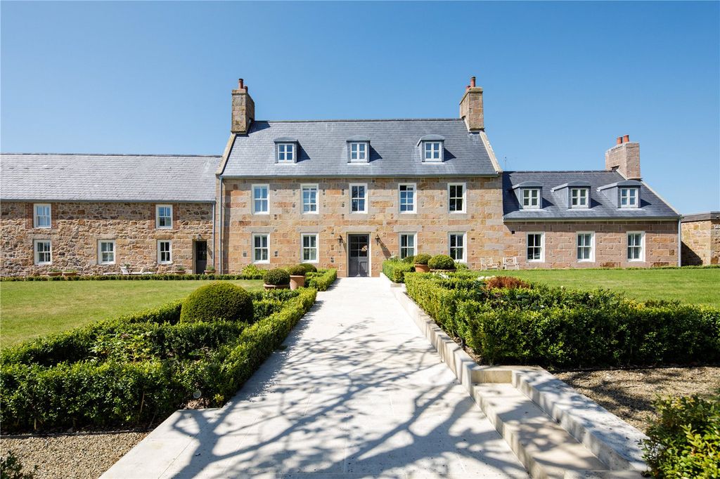 8 bed equestrian for saleRue Des Canons, Trinity, Jersey JE3